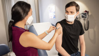 Fajzer: Naša vakcina daje jak imuni odgovor kod dece