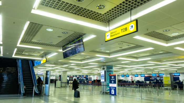 Neprijatnost na beogradskom aerodromu: Putnik platio 3.500 dinara za antigenski test koji mu zapravo nije potreban