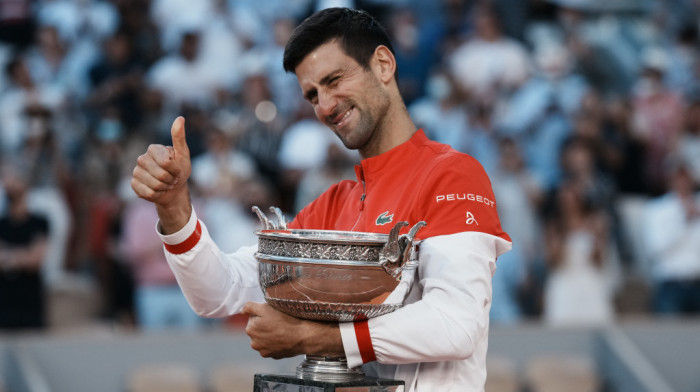 Novak podigao pehar i najavio nove uspehe: Želim da pobeđujem