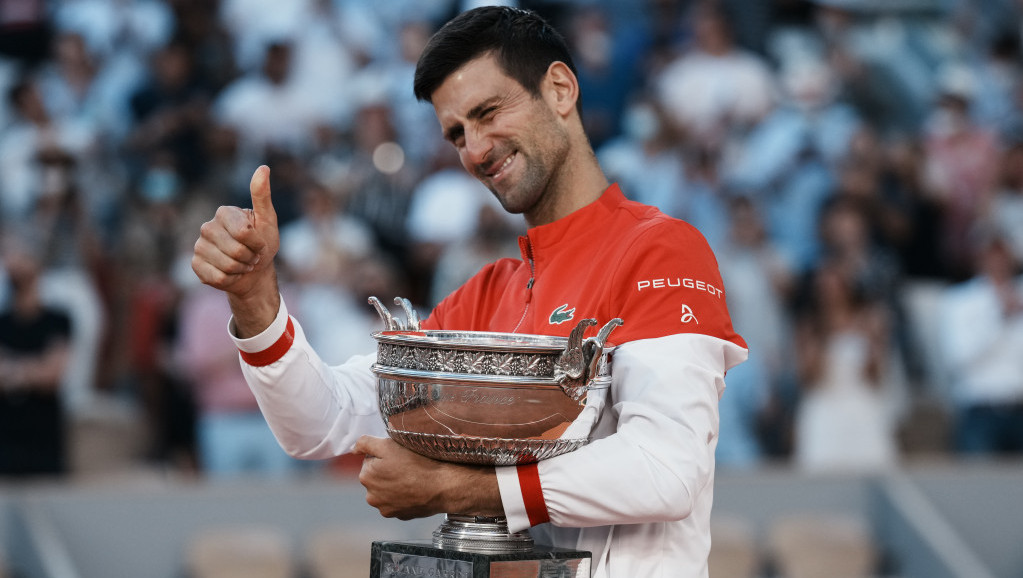 Novak podigao pehar i najavio nove uspehe: Želim da pobeđujem