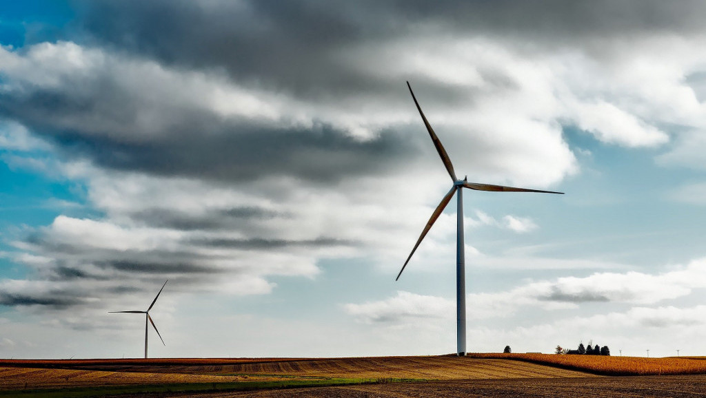 Uskoro prve aukcije  za proizvodnju iz obnovljivih izvora: Plan da četvrtinu struje dobijamo iz vetra i sunca