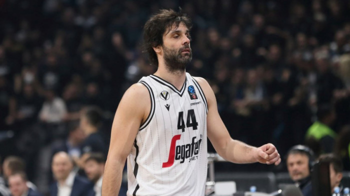 Miloš Teodosić osataje u Virtusu iz Bolonje