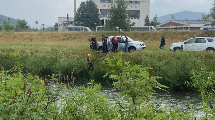 Devojčica upala u Nišavu, ima teške povrede kičme