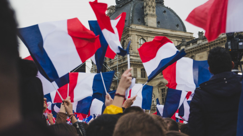 Ispit za Makrona pred trku za Jelisejsku palatu, Francuzi izlaze na regionalne izbore
