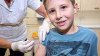 Fajzer: Snažan imunološki odgovor kod dece od pet do 11 godina