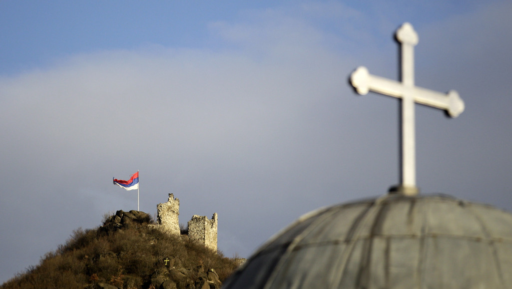 U selu Brod oštećena ograda pravoslavne crkve obnovljena prošle godine kako bi se sprečili napadi