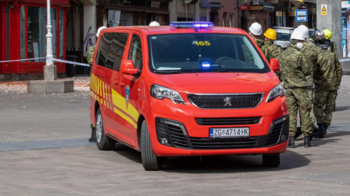 Požar u hrvatskom Novoselcu zahvatio sedam stanova: Stanari evakuisani, nema povređenih