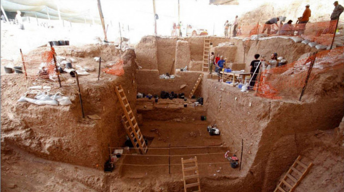 Istraživači u Izraelu pronašli kosti do danas nepoznatog praistorijskog čoveka