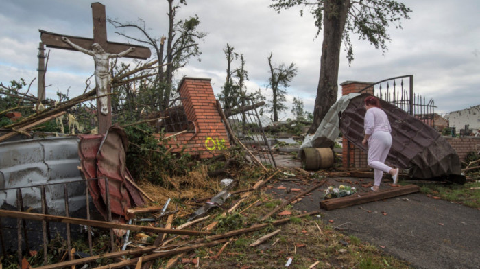 Češku je pogodio najrazorniji tornado u Evropi u poslednjih 20 godina, potpredsednik Vlade proglasio vanredno stanje