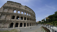 Američki turisti kažnjeni zbog upada u Koloseum: Uživali u pivu u antičkom amfiteatru