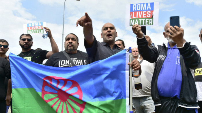 Slučaj "Džordža Flojda" u Češkoj: Stotine ljudi na protestima zbog smrti Roma nakon policijske intervencije