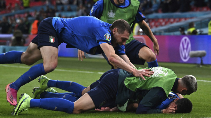 Italijani se plasirali u četvrtfinale: Austrijanci pali u produžecima