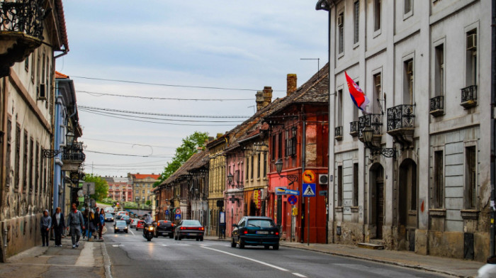 Uhapšen muškarac koji je pucao iz startnog pištolja iz vozila u Novom Sadu