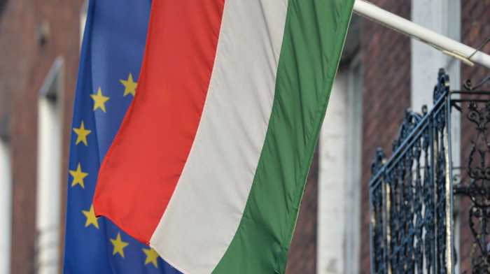 Jurova: Mađarska mora da ojača nezavisnost pravosuđa da bi dobila sredstva od EU