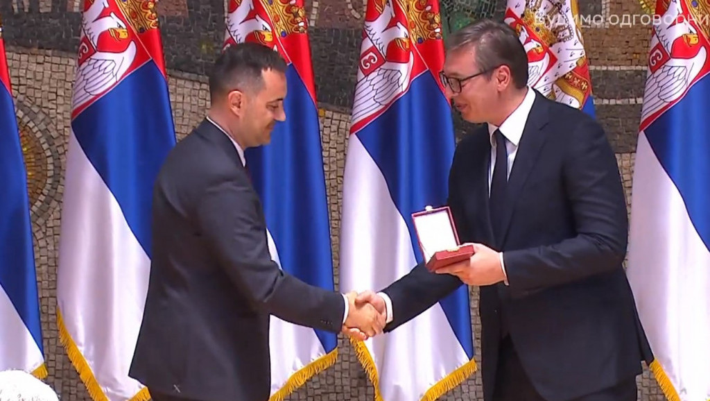 Načelnik SBPOK Ninoslav Cmolić odlikovan Zlatnom medaljom za hrabrost „Miloš Obilić“