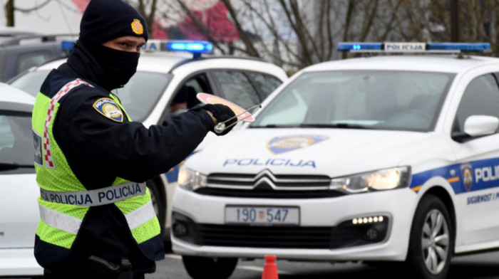 Sudar automobila i školskog autobusa kod Splita, povređeno petoro dece