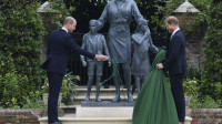 Prinčevi Vilijam i Hari otkrili statuu posvećenu princezi Dajani, danas bi napunila 60 godina