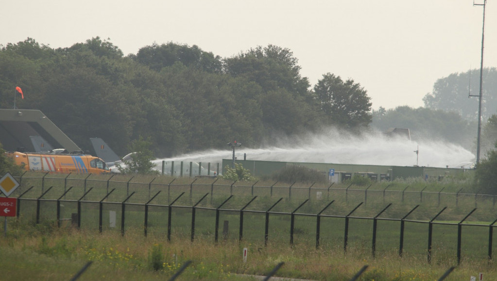 Belgijski lovac F-16 udario u zgradu holandske vazduhoplovne baze