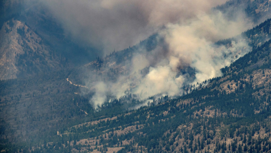 Kanadsko selo u kom je zabeležena rekordna temperatura od skoro 50°C,  izgorelo u šumskom požaru