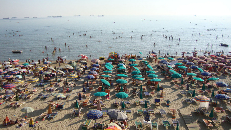 Srpski turista se utopio u Draču dok se kupao u moru
