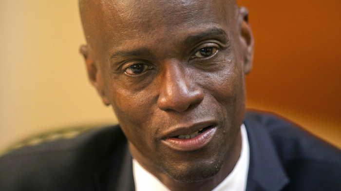 Ubijen predsednik Haitija, premijer: Nepoznata lica upala tokom noći u njegov dom
