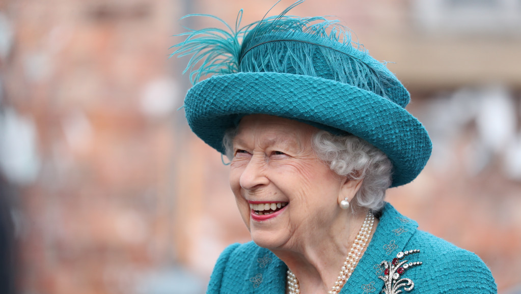 Britanska kraljica (95) dobro raspoložena, imala onlajn angažman