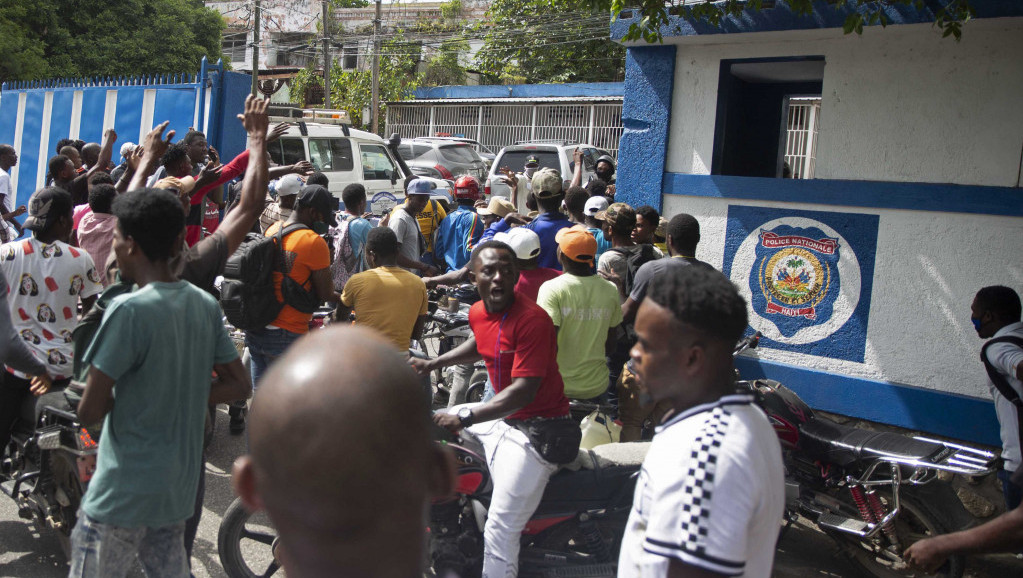 Lider "federacije devet bandi" na Haitiju preti novim neredima zbog ubistva predsednika
