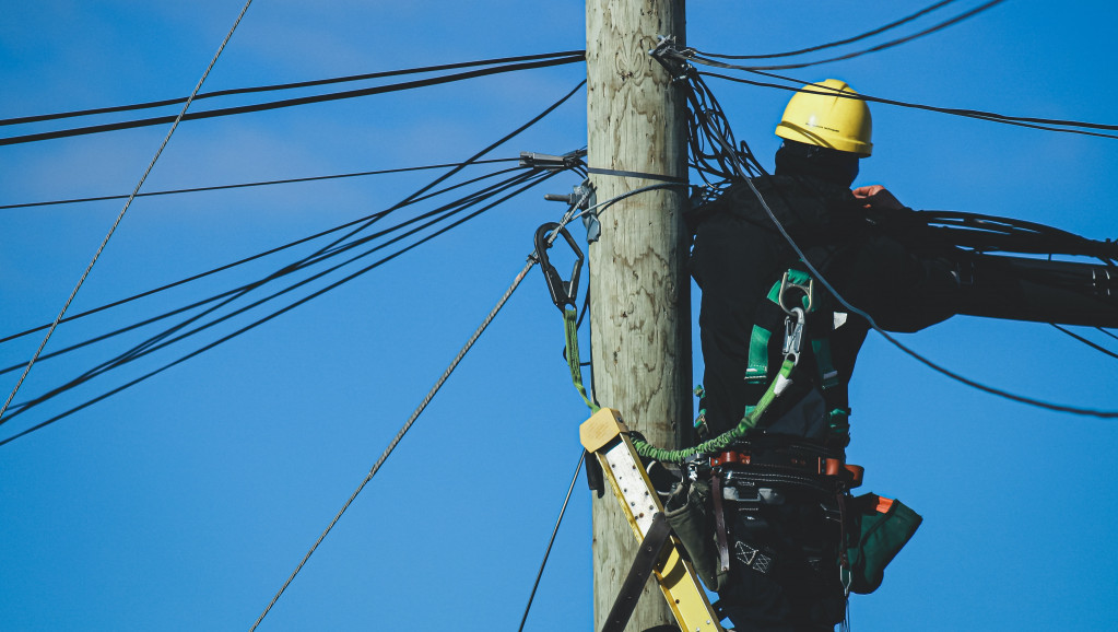 Pametna brojila za potrošače u tri grada - novi način merenja utroška eletrične energije za 205.000 domaćinstava