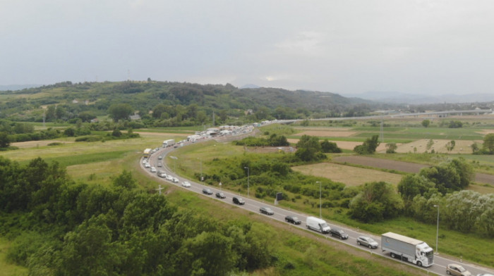 Turski državljanin vozio 223 kilometra na sat na auto-putu