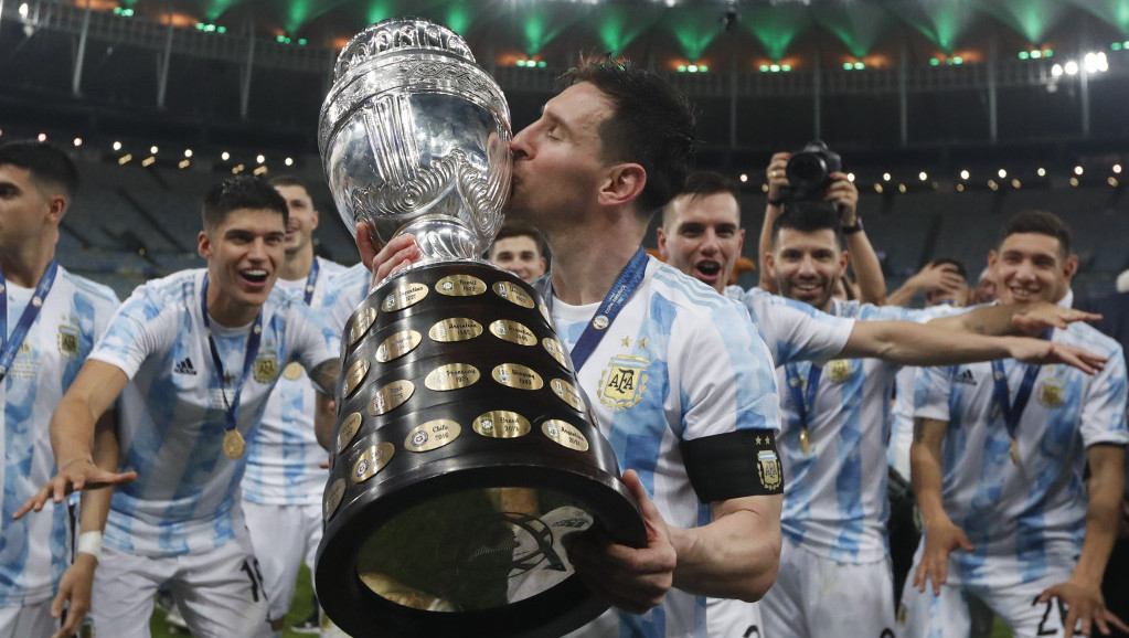 Mesi dočekao pehar sa Argentinom: Osvojen trofej u Brazilu? Bog je ovo čuvao za mene