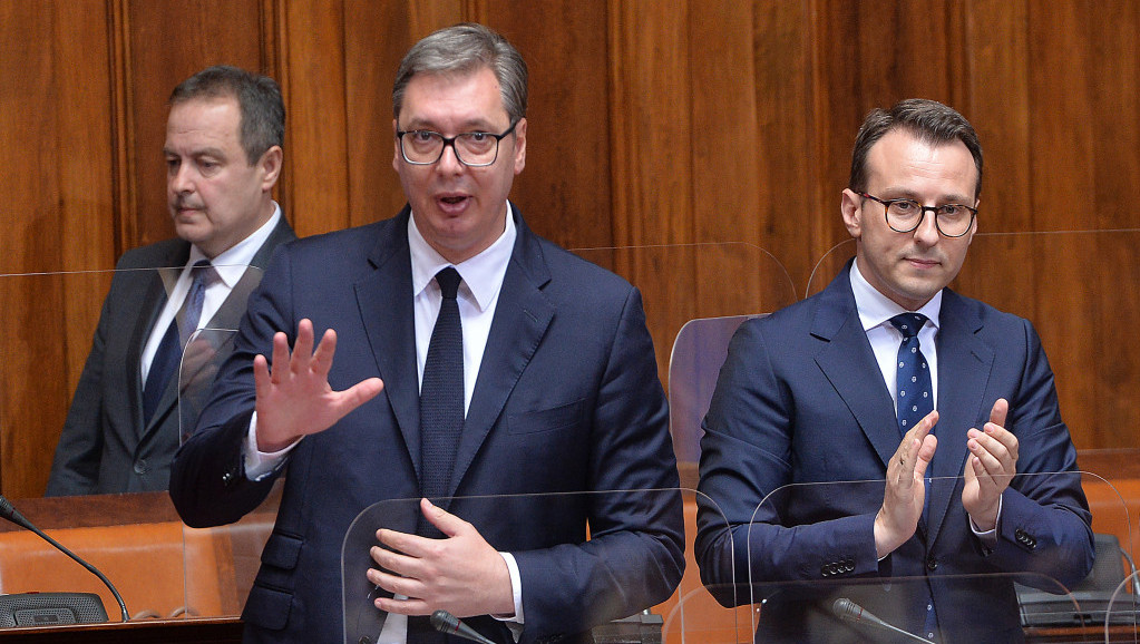 Vučić proglašen za počasnog građanina Zvečana: "Dok je moje reči, vijoriće se srpska zastava"