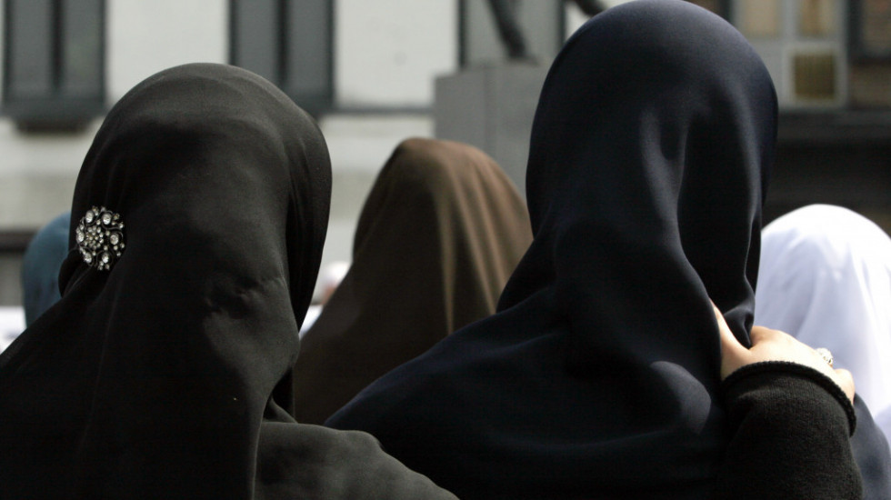 Indijski sud podržao zabranu nošenja hidžaba u školama
