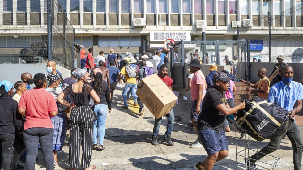 Predsednik Južnoafričke Republike pozvao građane da ne pribegavaju paničnom kupovanju