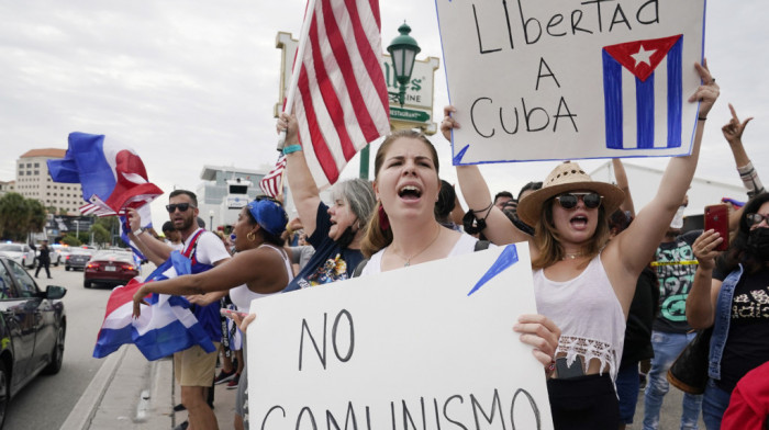 Desetine uhapšenih na Kubi na protestima protiv vlade