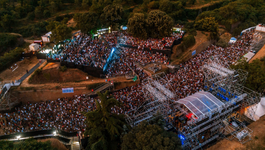 Generalna proba mts Dance Arene: DJ Mose doneo hipnotišući zvuk na Petrovaradinsku tvrđavu