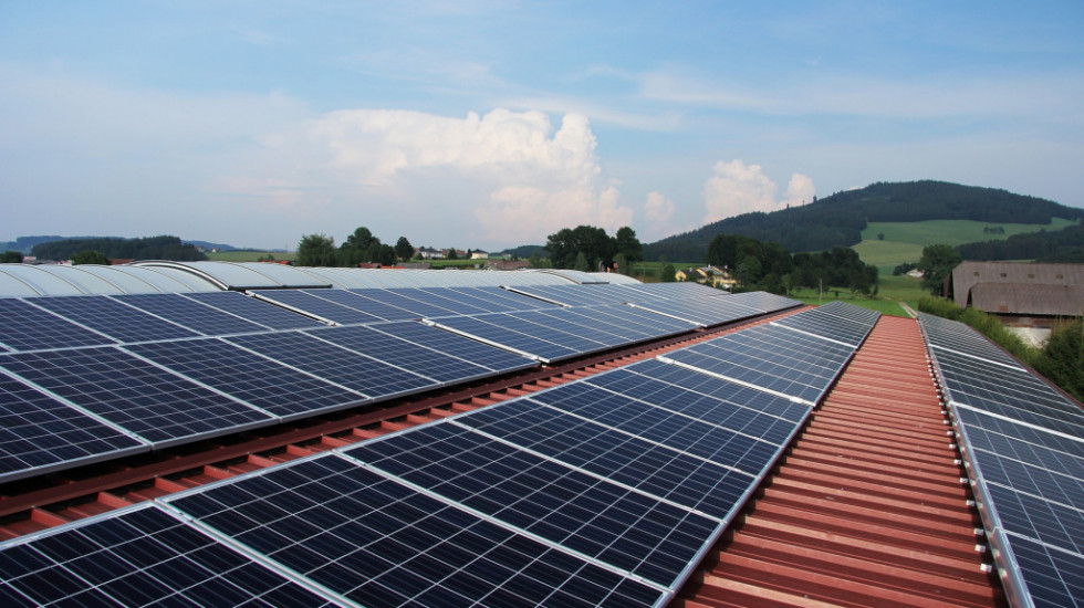 Dileme o solarnim panelima: Kako se ugrađuju, koliko koštaju i da li se isplati njihovo postavljanje
