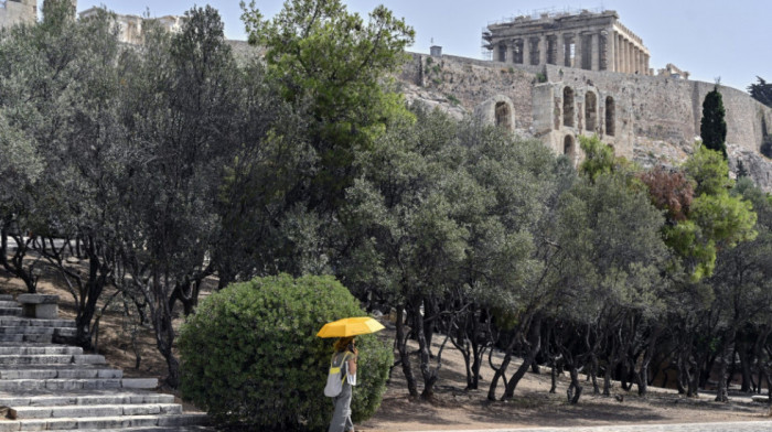 Vrućine u Grčkoj, u Atini otvorena tri rashaldna skloništa