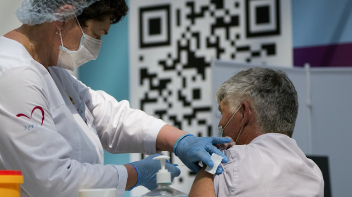 Glavni lekar moskovske bolnice : Situacija sa koronom na jesen zavisiće od vakcinacije