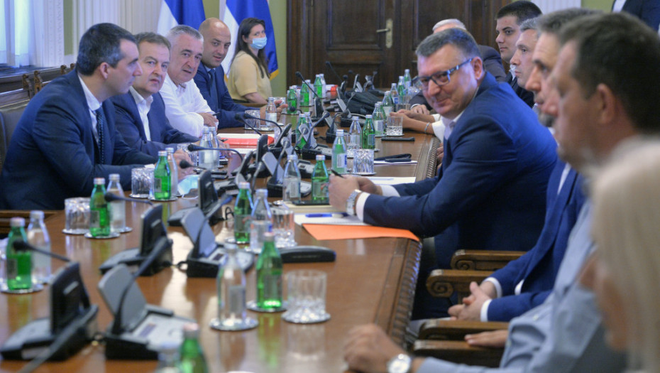 Dačić: Vučić će prisustvovati sledećem sastanku radne grupe za međustranački dijalog, cilj da se dođe do konkretnih predloga