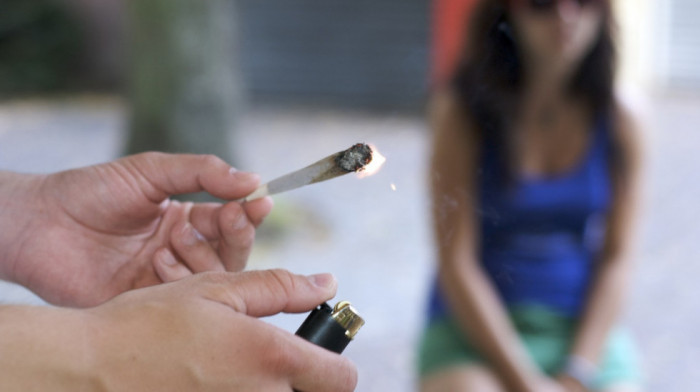Visok nivo izloženosti mladih drogama, najviše se koristi marihuana