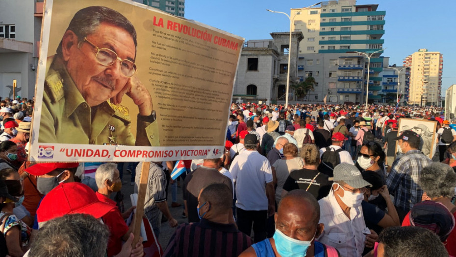 Odgovor kubanske vlade na proteste - na skupu podrške na desetine hiljada pristalica