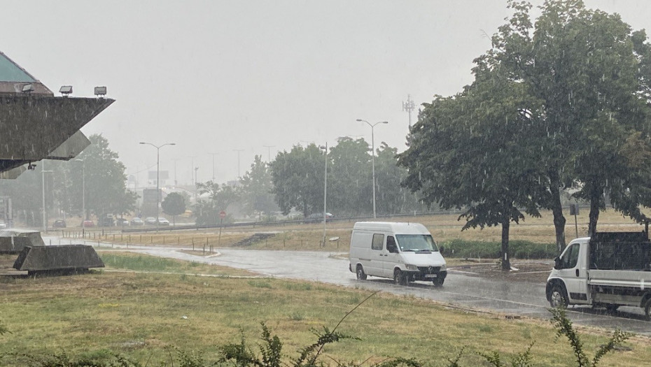 Upozorenje RHMZ za Beograd, Šumadiju i Pomoravlje: Stiže jak pljusak, grmljavina i grad