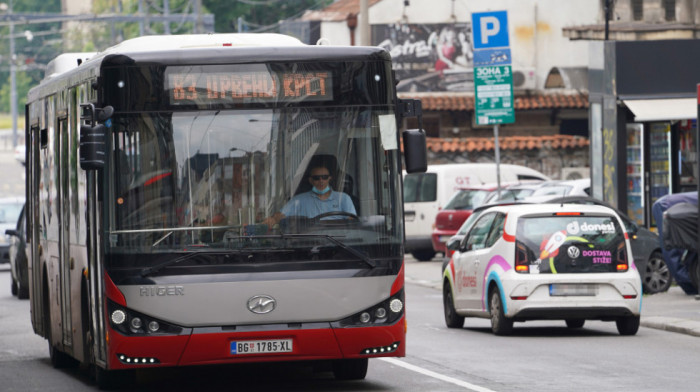 Oko 816.000 ljudi u Beogradu koristi javni prevoz, samo 53 odsto ima i kartu