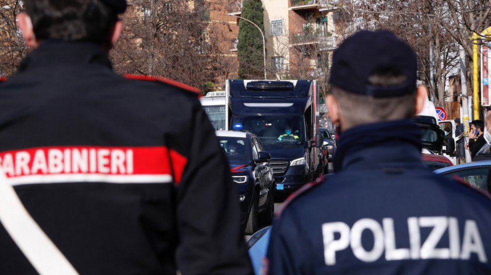 La polizia italiana ha confiscato 170.000 euro ai membri del PE per uso improprio di fondi