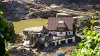 Merkel: Šteta od poplava ogromnih razmera; Osiguranja procenjuju da iznosi više od pet milijardi evra