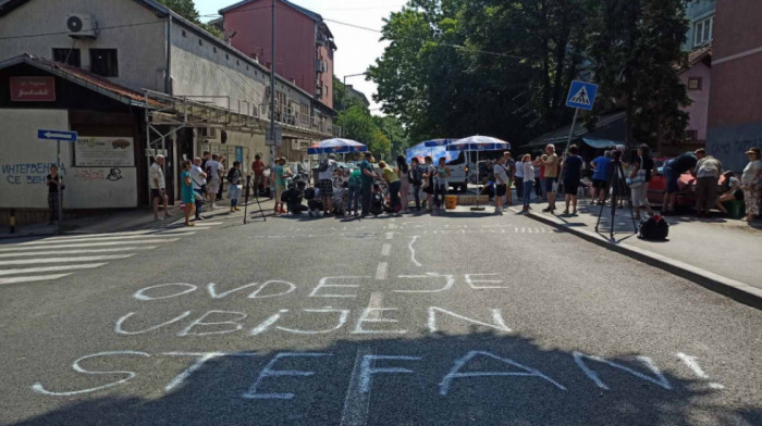 Danas presuda za smrt dečaka na pešačkom na Karaburmi: Za vozača koji je pobegao sa mesta udesa tužilac traži 8 godina