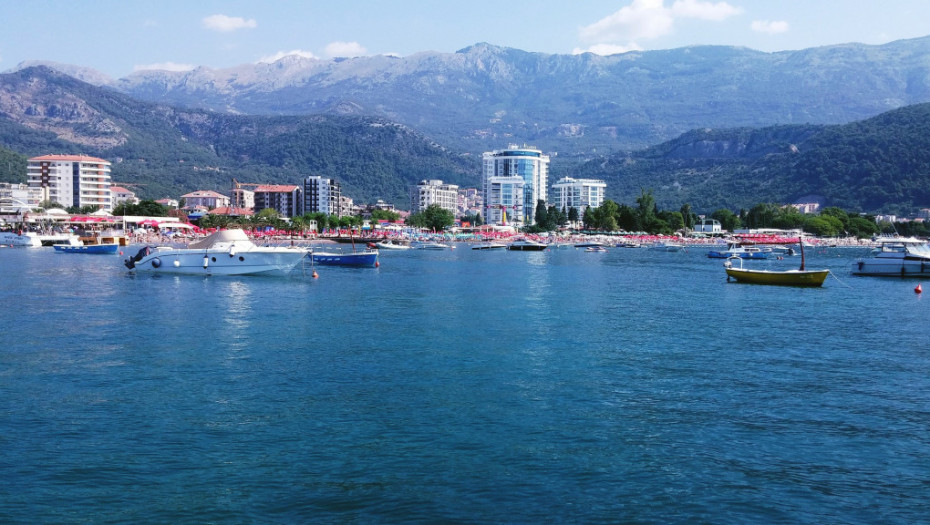U Crnoj Gori manje gostiju nego prošle godine, razlog povećanje cena i izostanak turista iz Rusije i Ukrajine