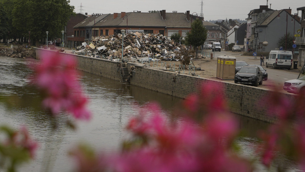 Nove poplave u Belgiji: Bujica nosila automobile, krizni štab izdao upozorenje