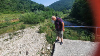 Meštani sela Kalenić u svakodnevnom strahu prelaze most preko reke Skrapež