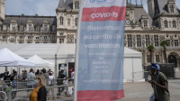 Novi zakon u Francuskoj:  Vakcina ili suspenzija zdravstvenih radnika, antikovid propusnice za putovanja i restorane